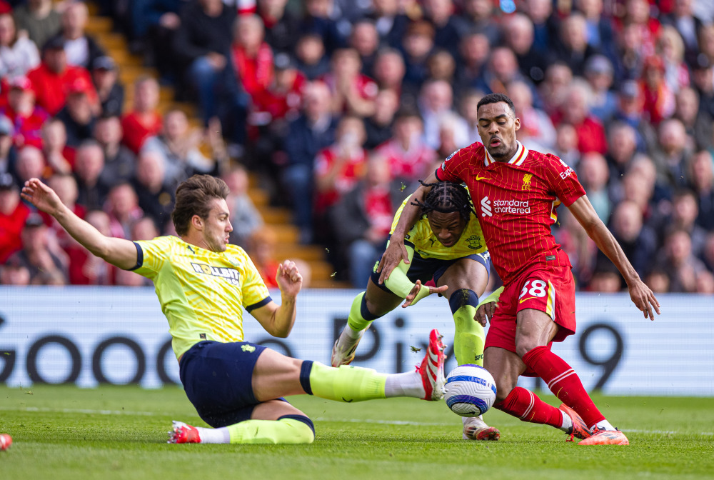 晚邮报：米兰vs科莫的海外赛已获得亚足联批准，尚待FIFA批准