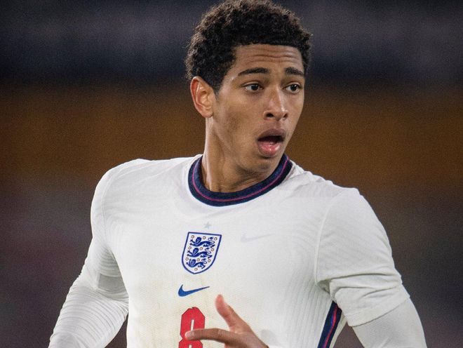 活塞122-117击败步行者，豪取13连胜，追平队史最长连胜纪录。