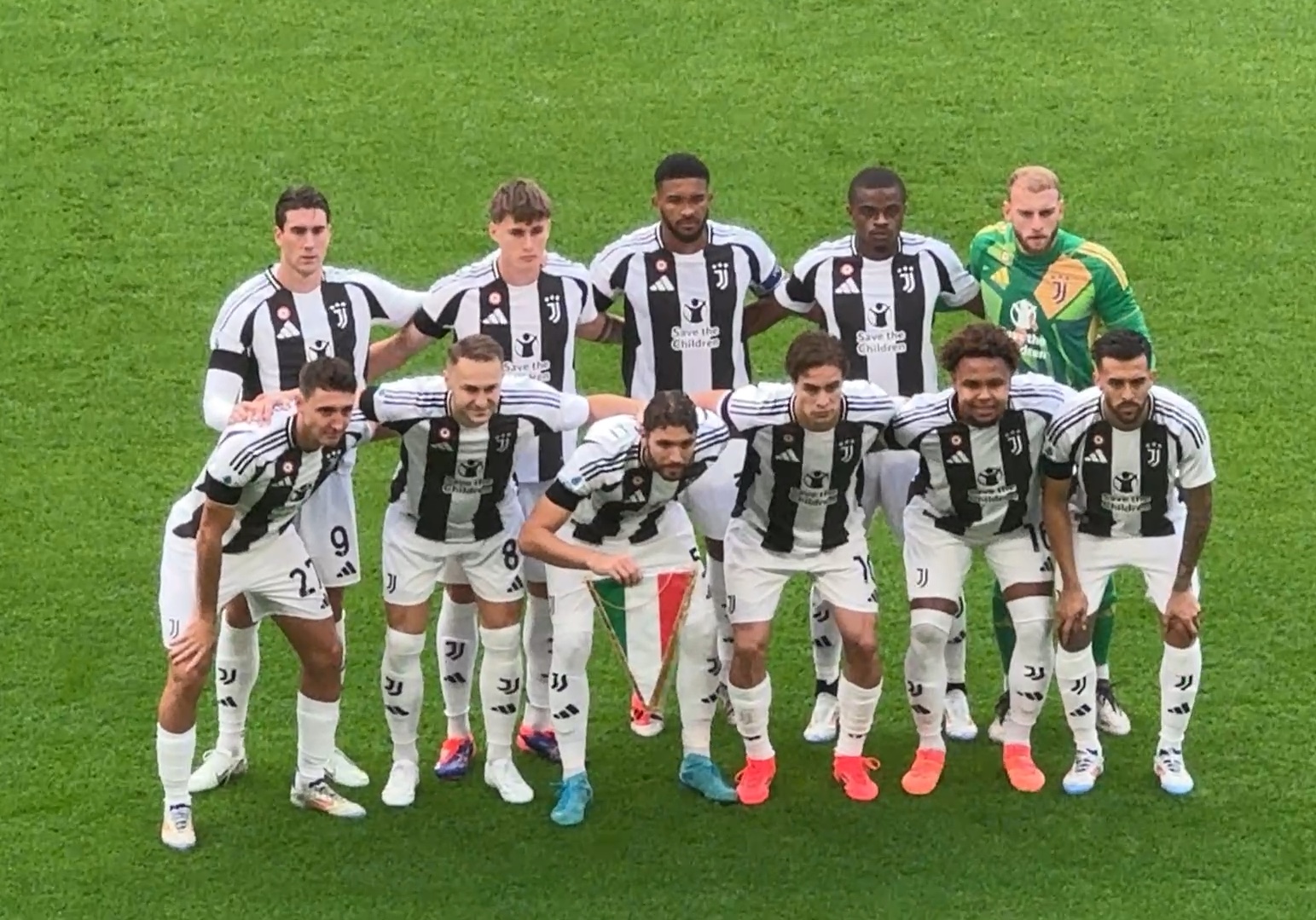 北京时间12月8日01：30，西甲联赛第15轮将迎来一场颇具看点的对决。（西甲第15轮焦点战将于北京时间12月8日01：30打响）