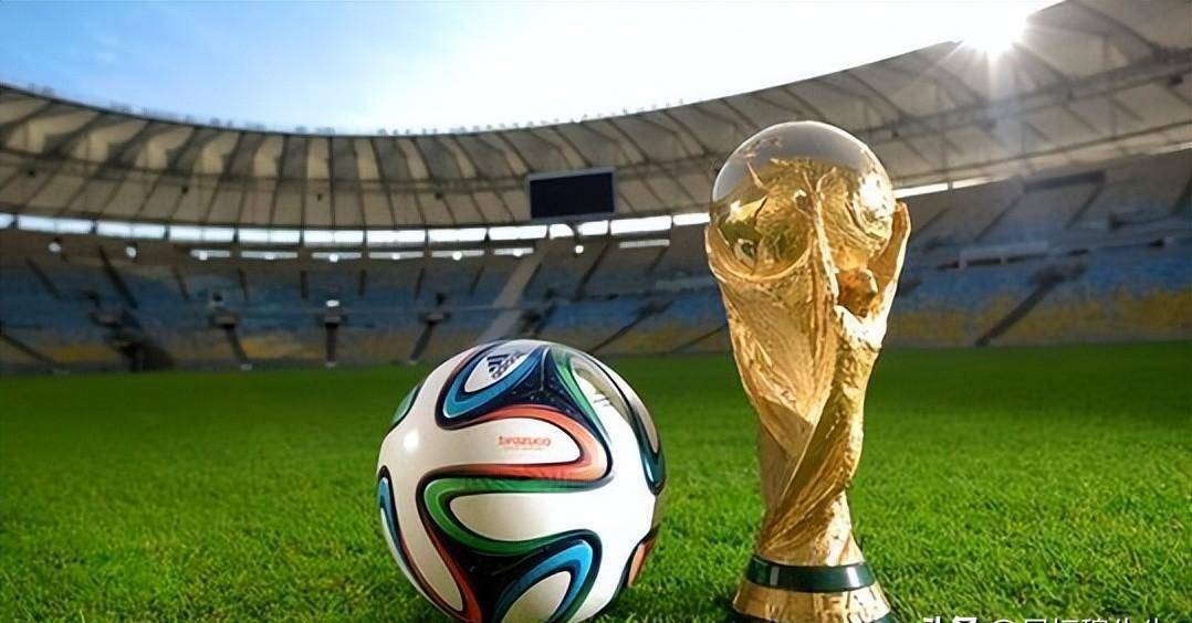 成都蓉城新掌门人徐正源成功续约，签约韦世豪、周定洋，球队迅速提升，备战亚冠，力争争冠。（徐正源续约成都蓉城，韦世豪周定洋加盟助阵，球队提速备战亚冠，剑指冠军）